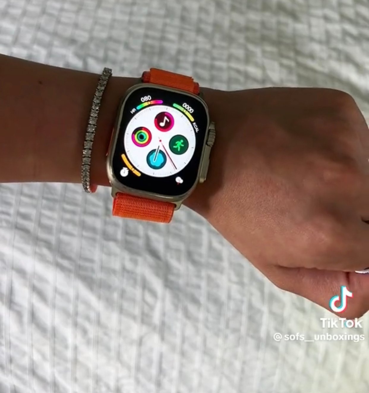 Apple Watch series 8