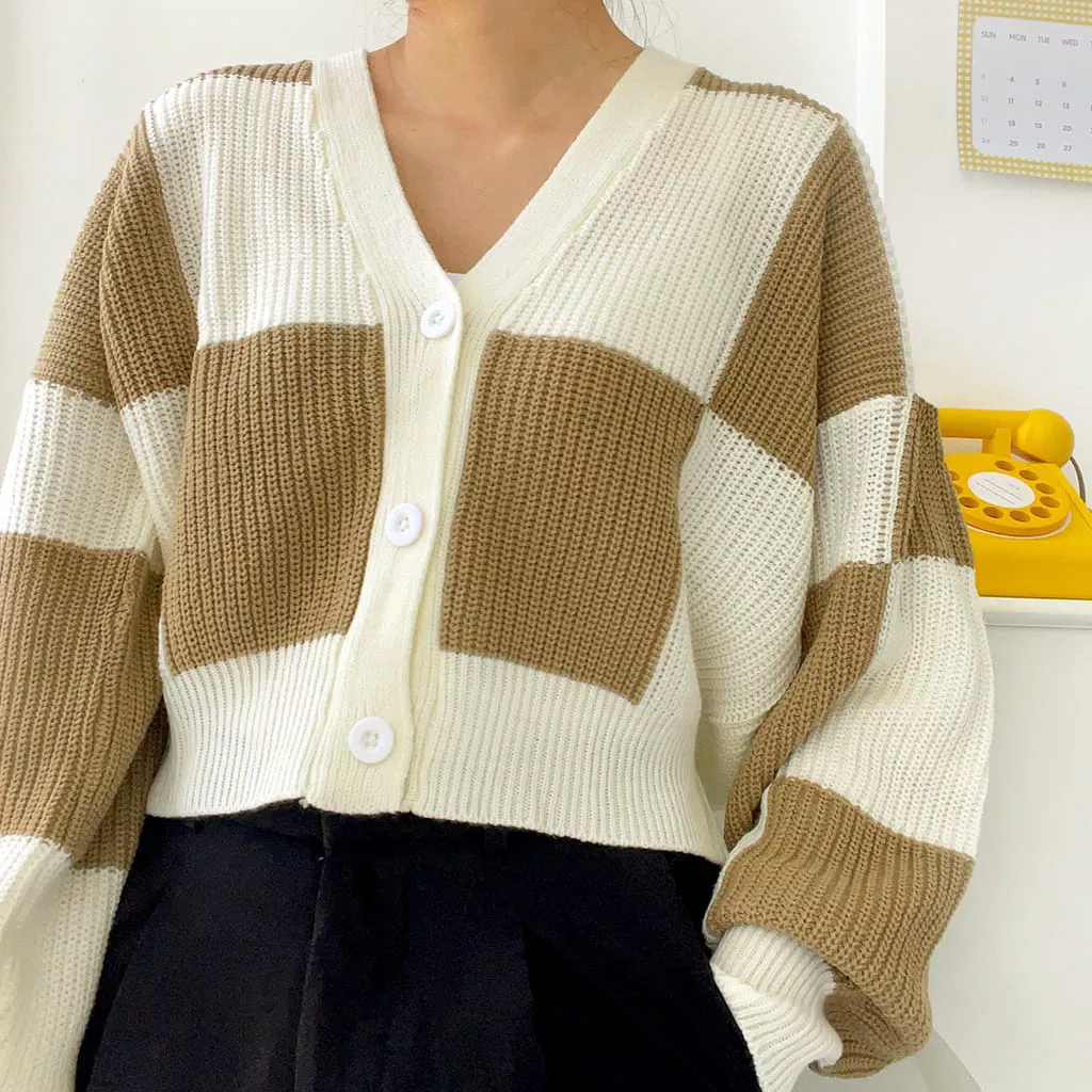 8.Cardigan knit